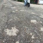Diduga pembanguna jalan akses ponpes al-qirom Lampung Selatan tidak sesuai bastek dan asal jadi